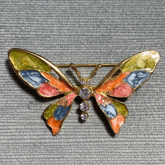 cloisonne Jewelry - Vintage cloisonne’ enameled wings butterfly golden broach, C clasp 2.5“ x 1.5“